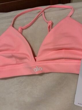 Alo Splendor Bra Neon Bubblegum Small S NWT